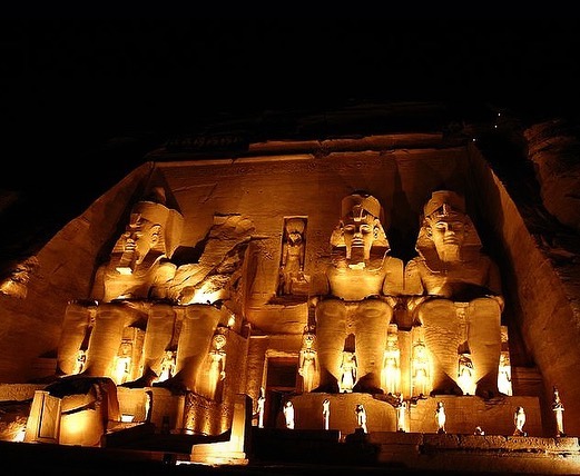 Descubre los Mejores Viajes a Egipto Abu Simbel