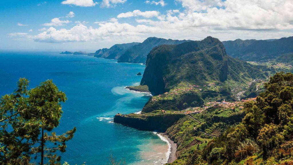 dónde viajar en octubre tranquilo