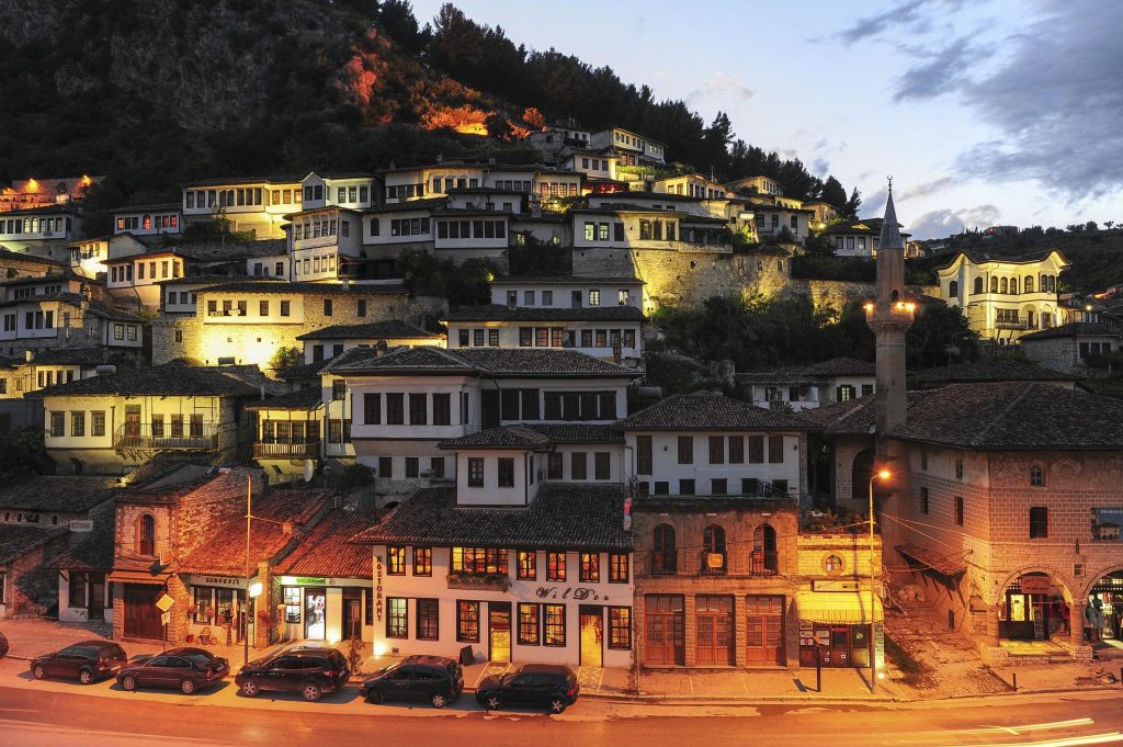 Berat la ciudad de las mil ventanas